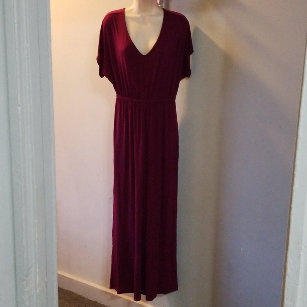 Old navy women's purple plum colored maxi dress